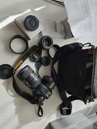 Lustrzanka cyfrowa Nikon d7500 z dwoma obiektywami i akcesoriami