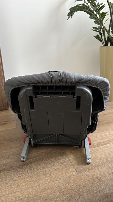 Автокресло Romer KIDSFIX (15- 36кг)