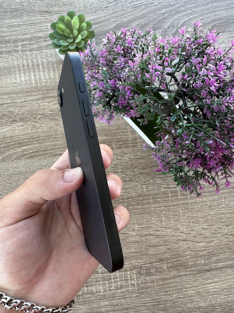 iPhone 16e 128gb mdm