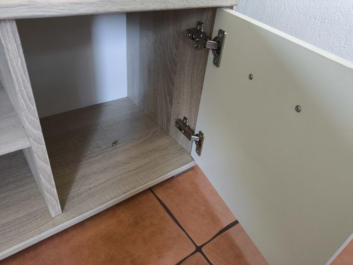 Szafka pod telewizor