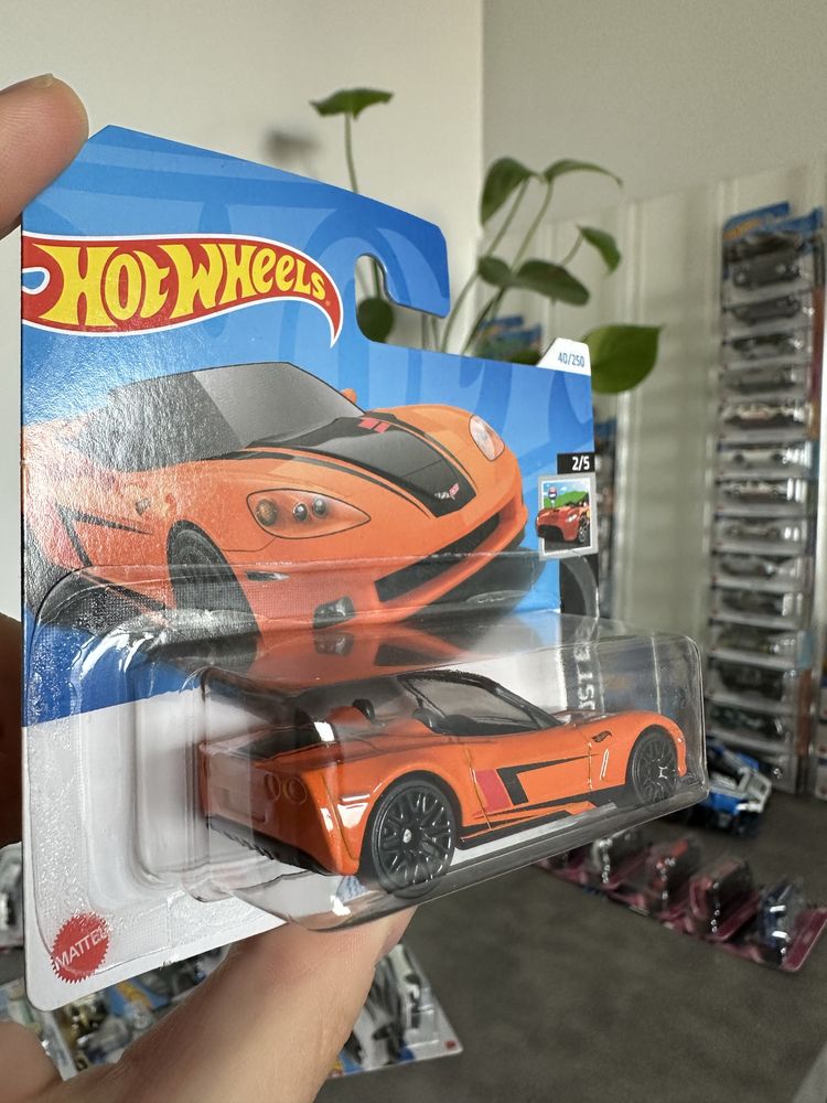 Autko Hot Wheels Corvette C6 pomarańczowy 40/250