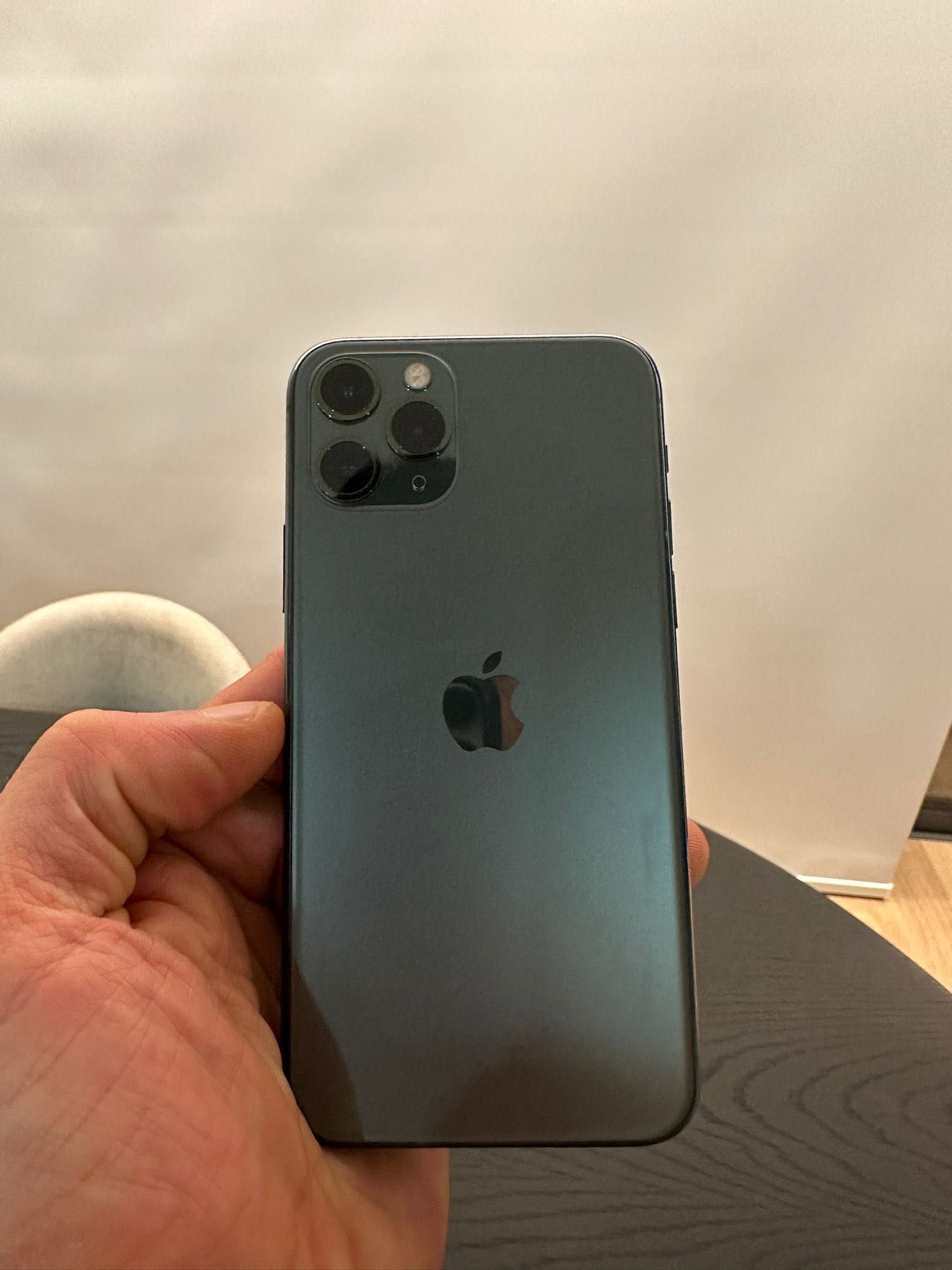 iPhone 11pro 64gb com capas