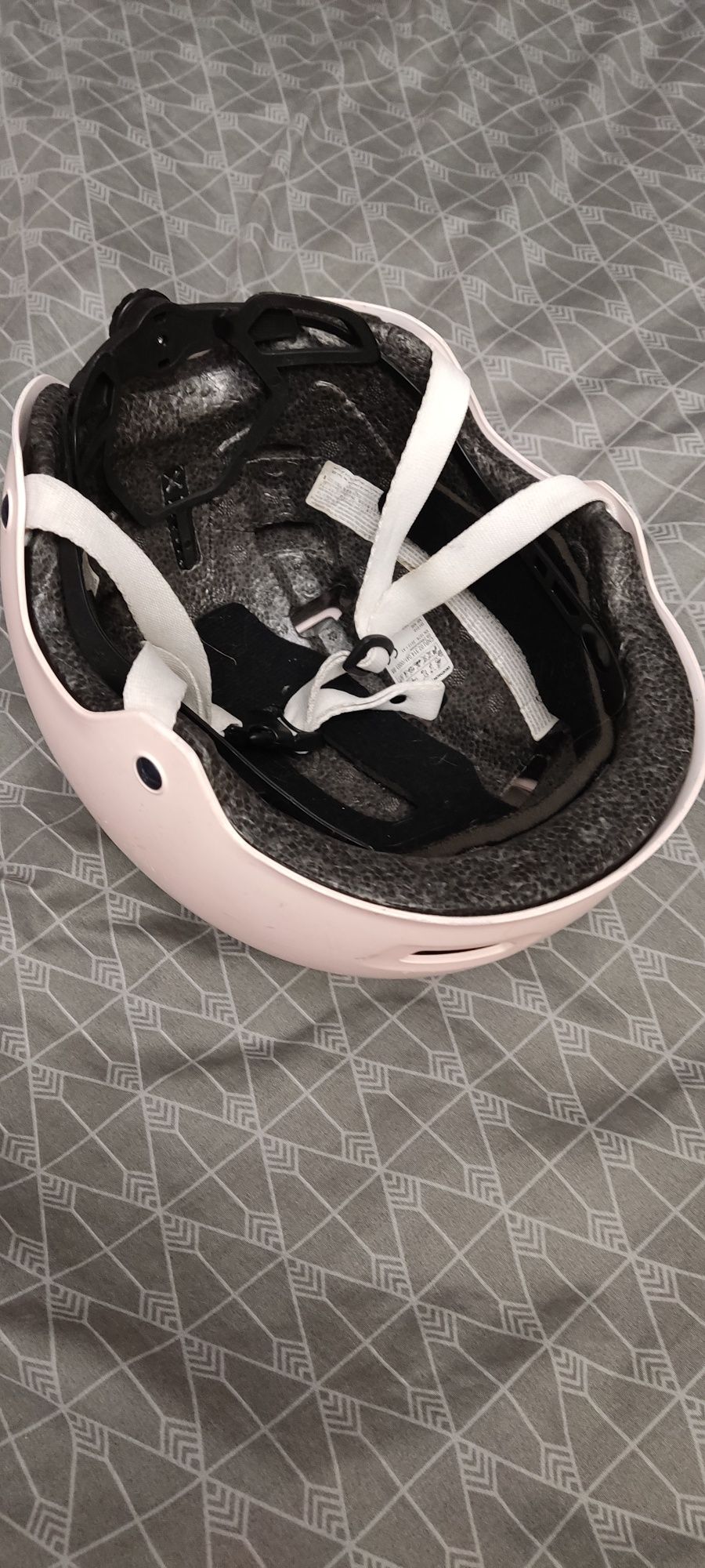 Sprzedam kask rowerowy Decathlon Btwin Oxelo