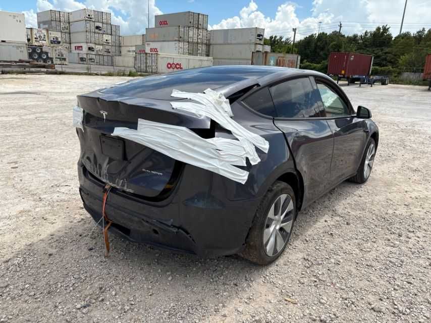 Tesla Model Y Long Range Dual Motor 2023