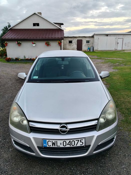 Opel Astra 1,6 benzyna