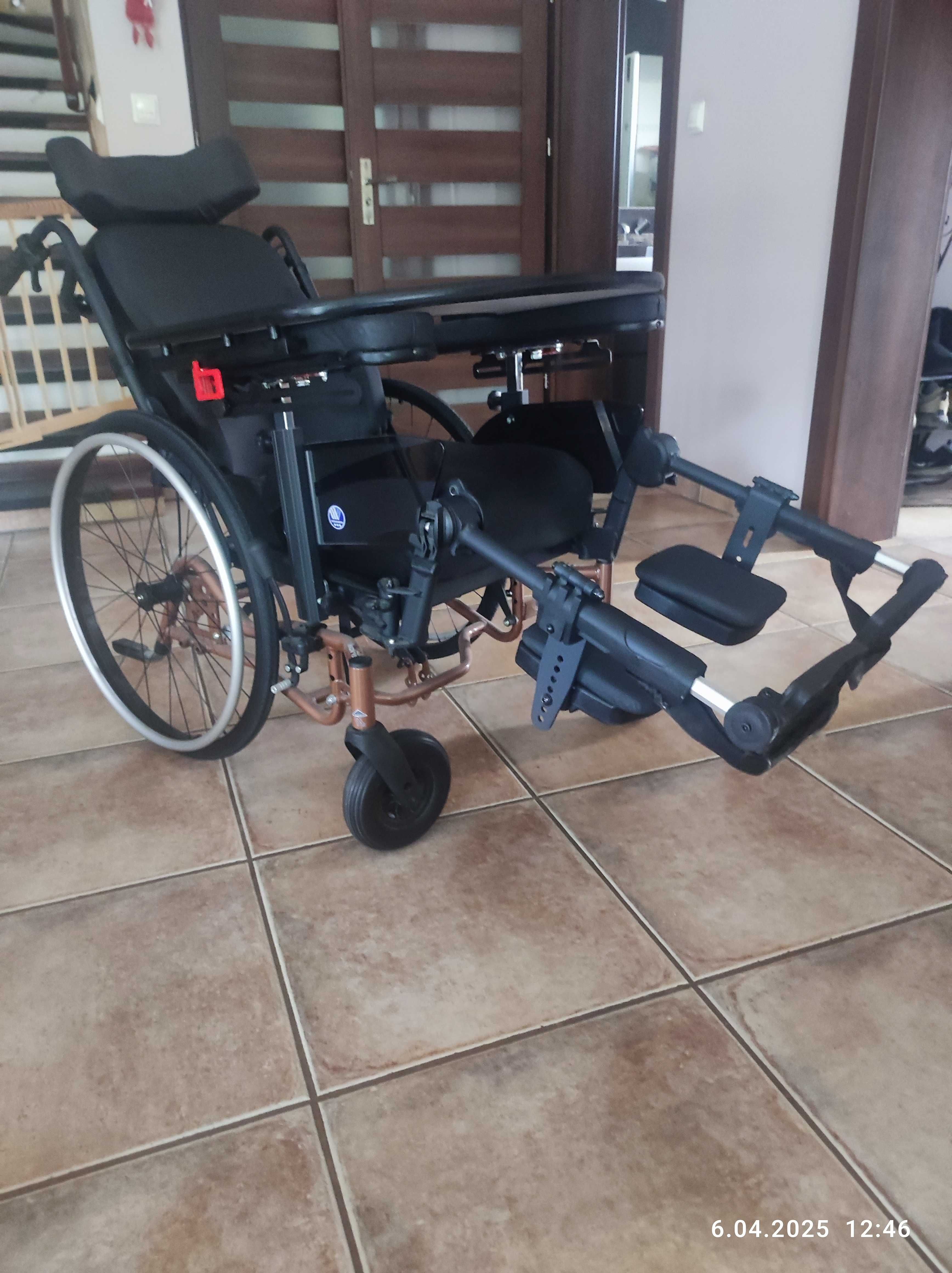 INOVYS 2 Evo Wózek inwalidzki multipozycyjny specjalny Vermeiren