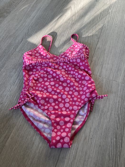 Strój jdnocześciowy rozmiar 104/110