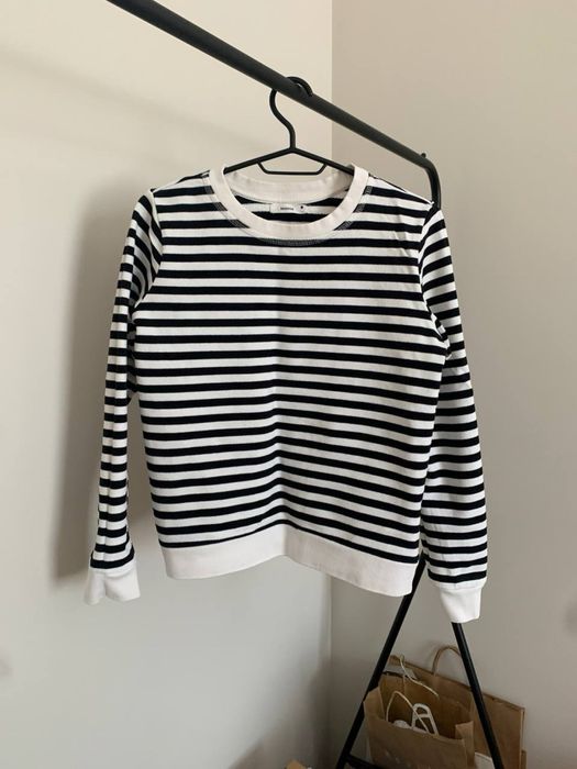 Кофта чорно-біла в полоску
