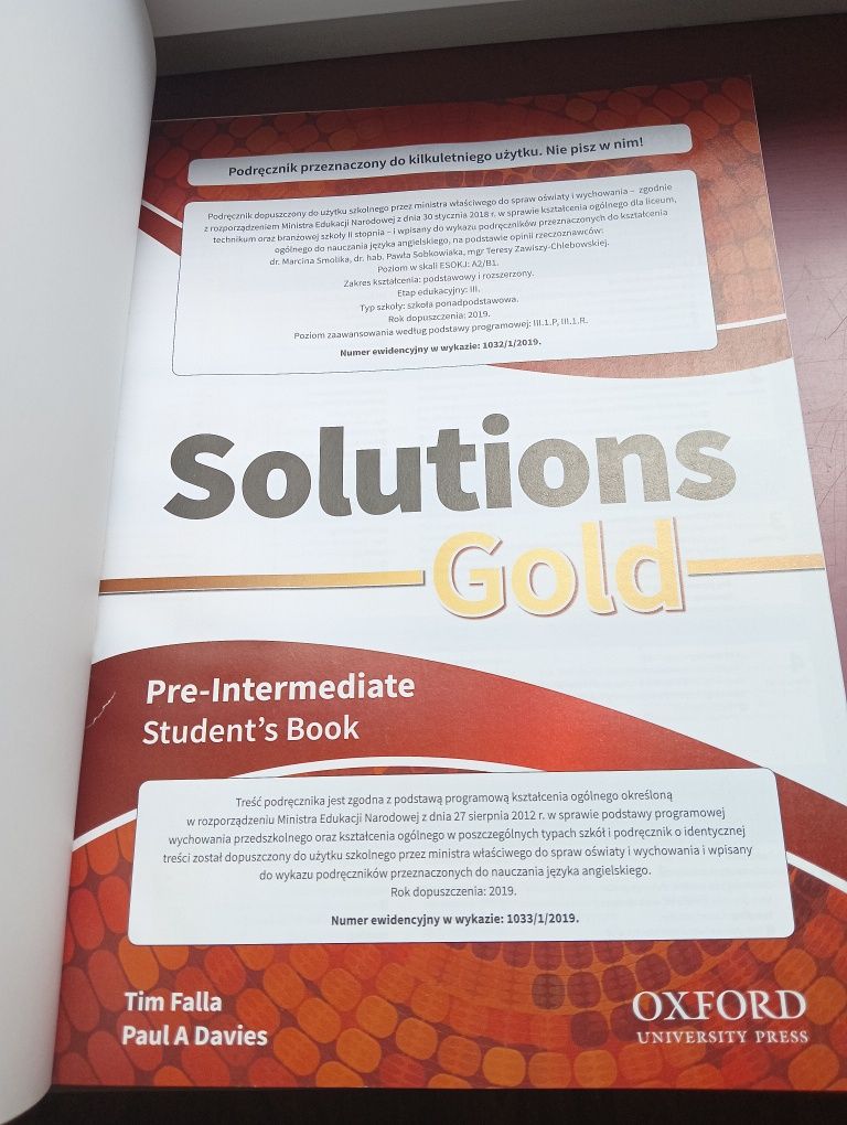 Książka Solutions Gold