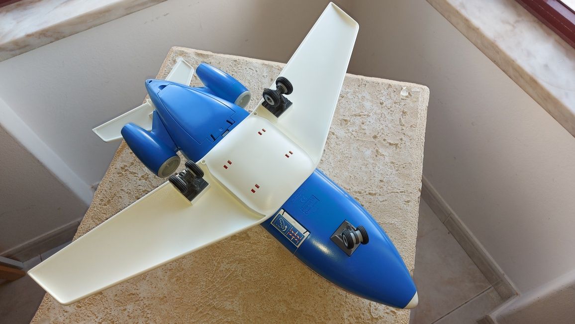 Avião passageiros playmobil