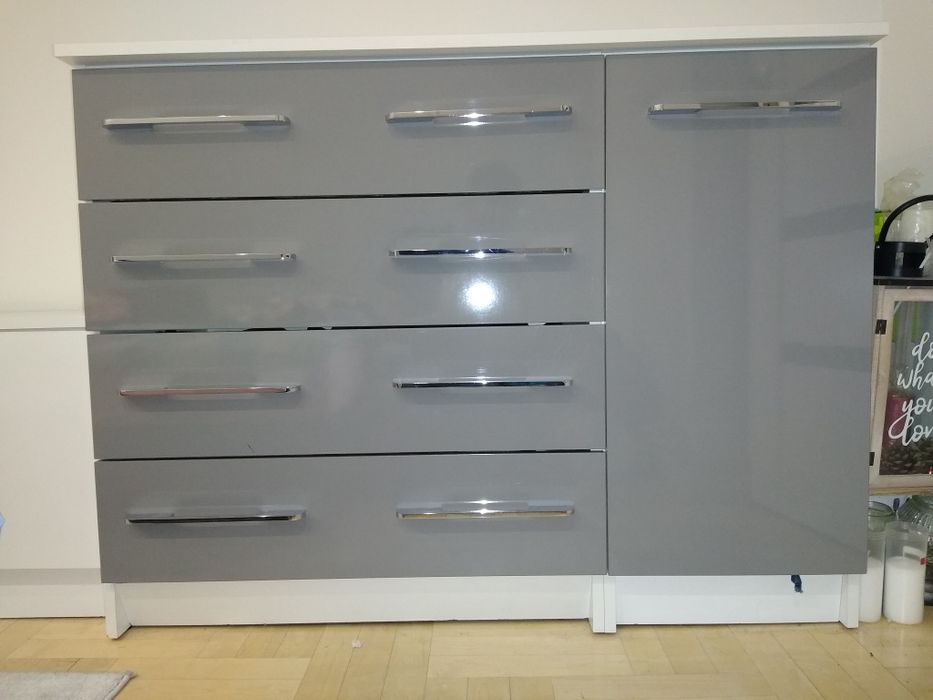 Stylowe Meble - szafa  2 komody