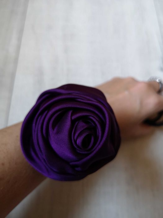 MAGICZNY KWIATEK wiele zastosowań róża fioletowa