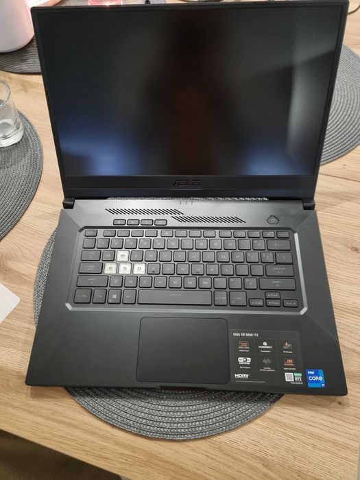 ASUS TUF Dash Gaming F15 i7, 24GB RAM, RTX3060, SSD 512g (mod FX516PM)