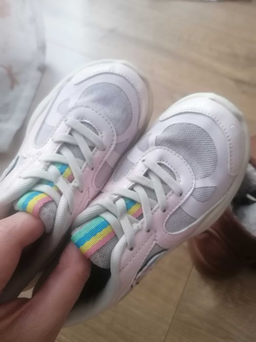 Buty dziecięce dla dziewczynki