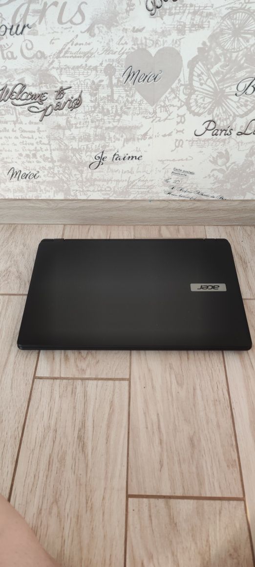 Продам ноутбук Acer Aspire ES1-512