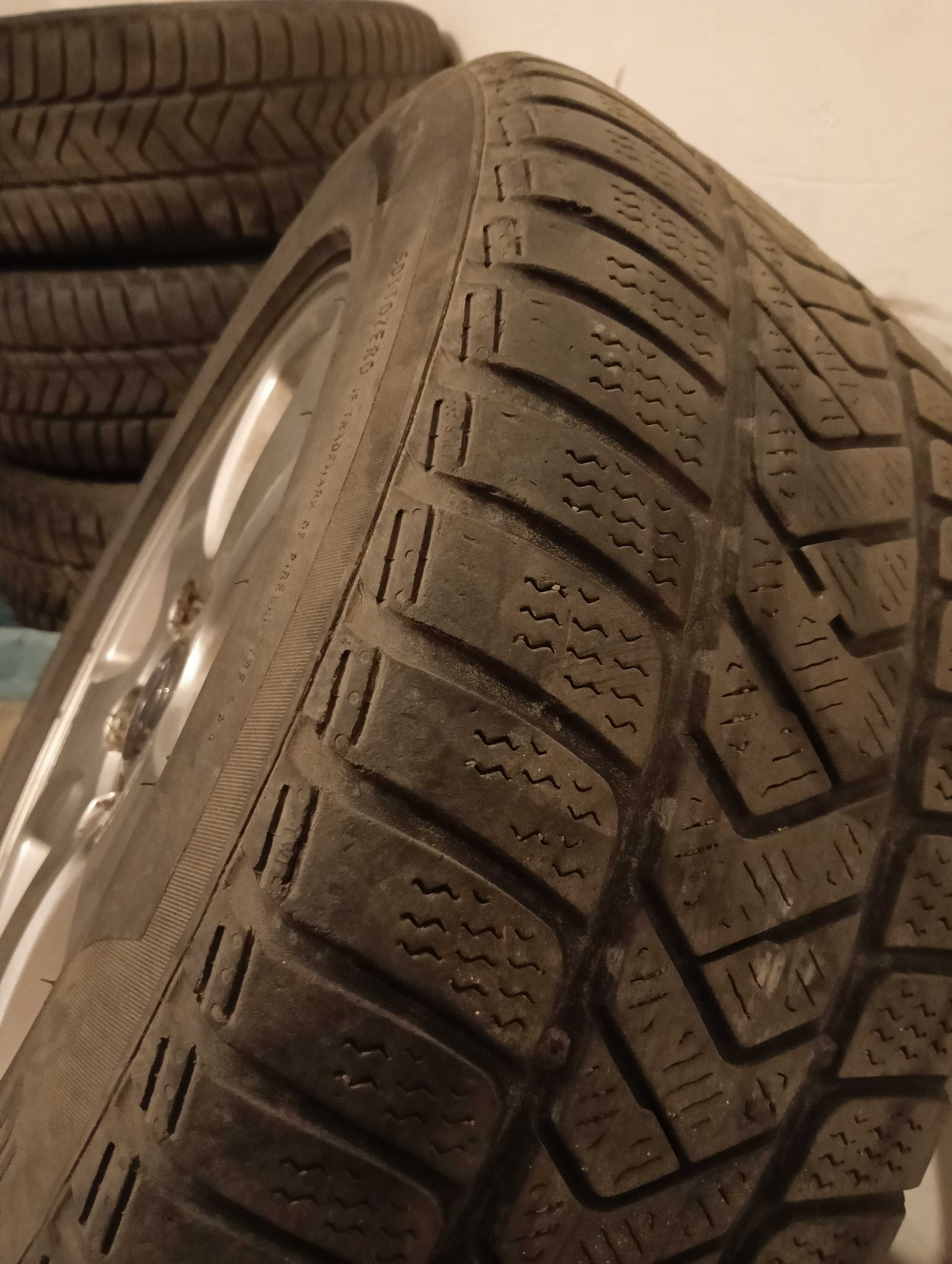 Kompletne oryginalne koła zimowe Volvo 225/55 R16