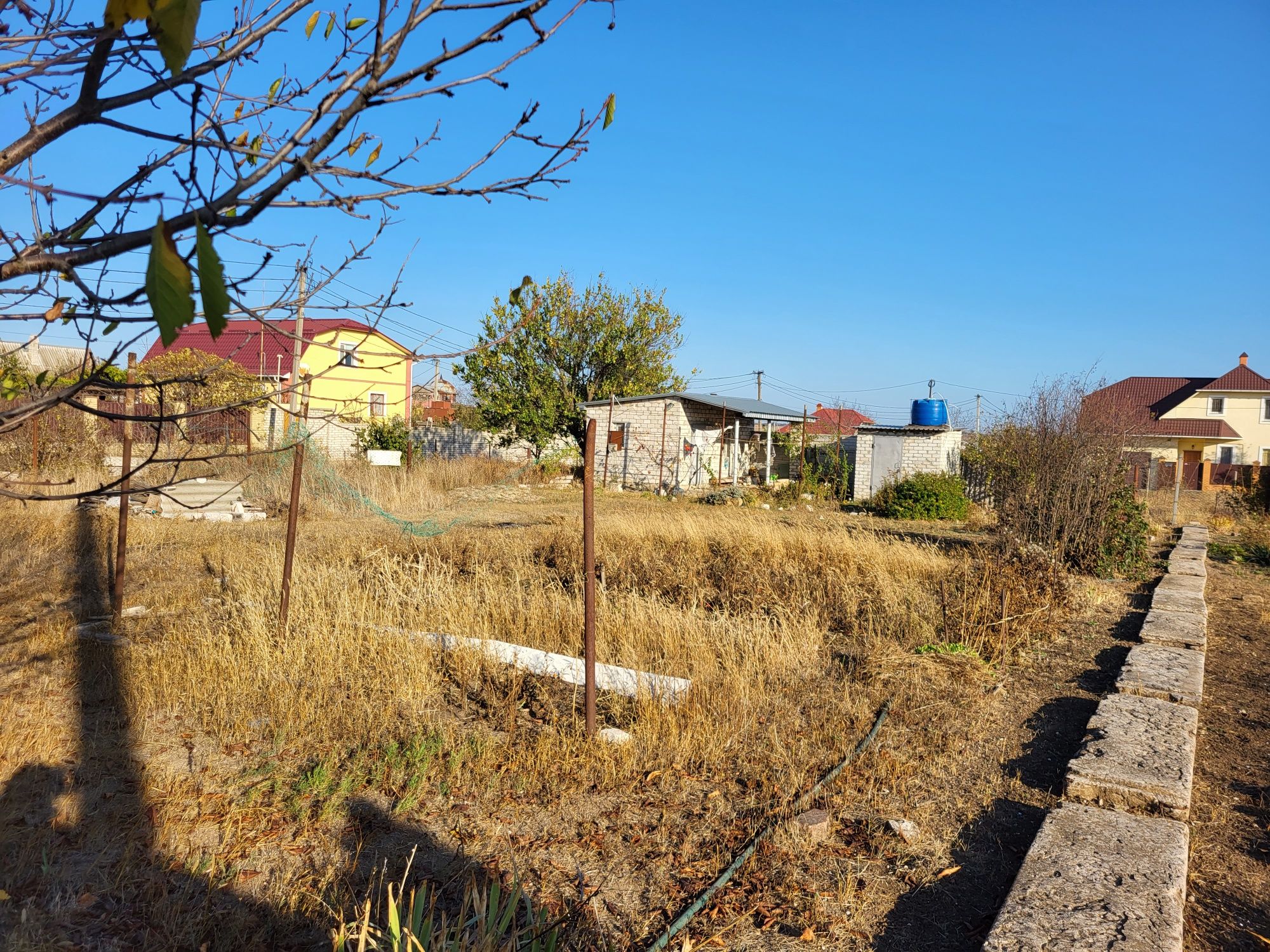 Продаю земельну ділянку в Центральному районі  з комунікаціями