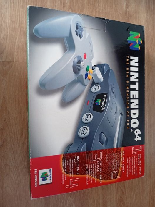 Nintendo 64 em Caixa Completa