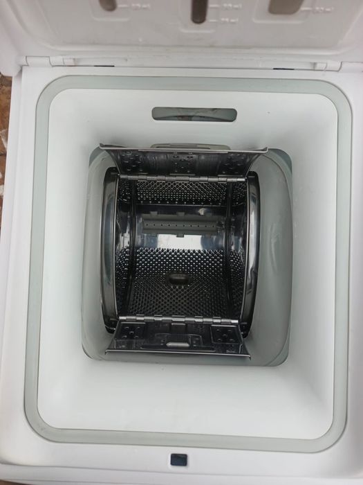 Пральна машина Whirlpool верхня загрузка