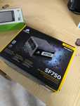 Caixa + cabos de fonte de alimentação Corsair SF750