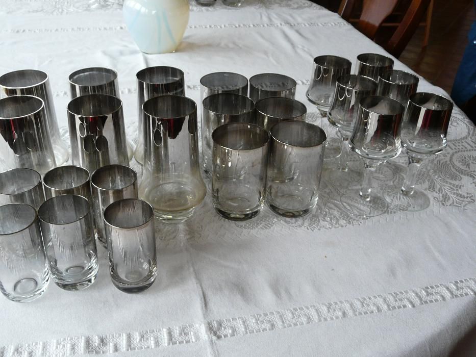 Vintage Krosno komplet szkło platynowe  (4 x 6) szklanki kieliszki