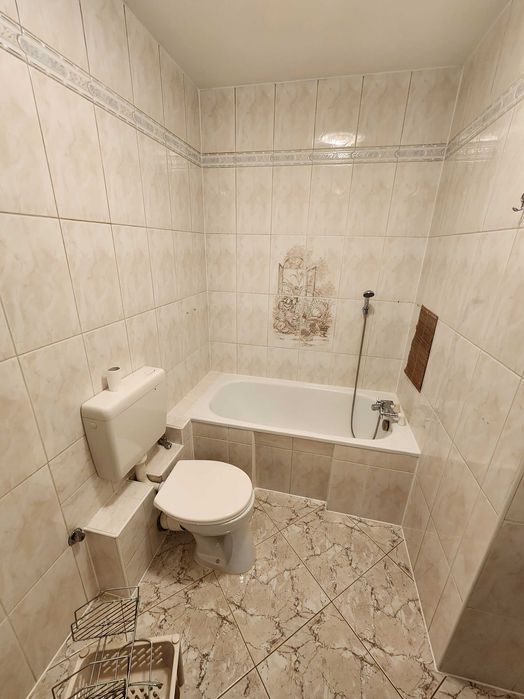 Naprawa, remont - handyman/złota rączka.
