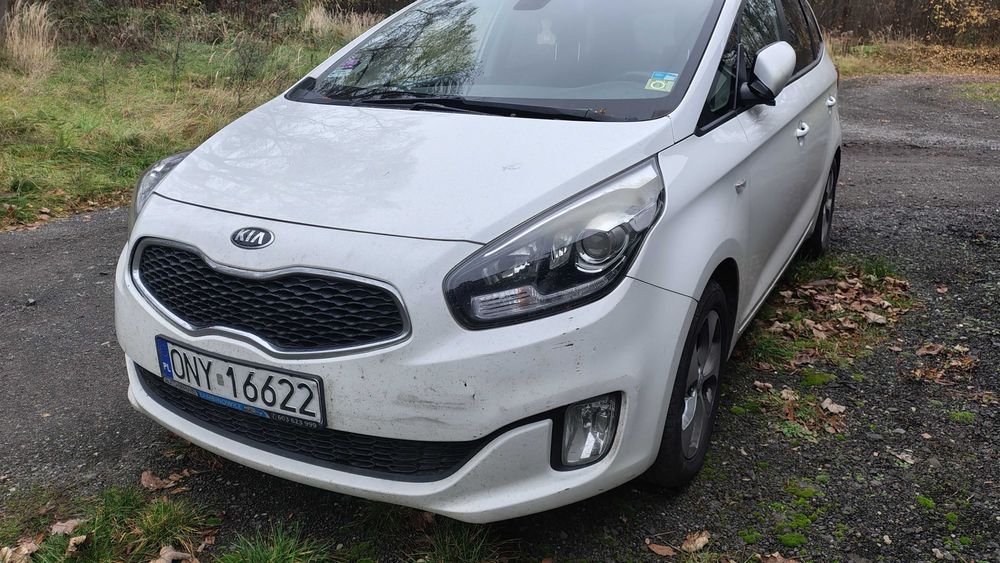 KIA Carens 4 , 1.7 CRDI, 85 KW 2013 - uszkodzony silnik.