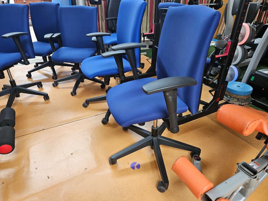 Cadeiras de escritório - Bom estado geral - Valor unitário