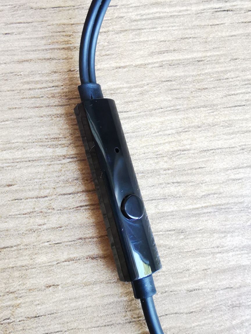 Motorola słuchawki przewodowe z mikrofonem do telefonu