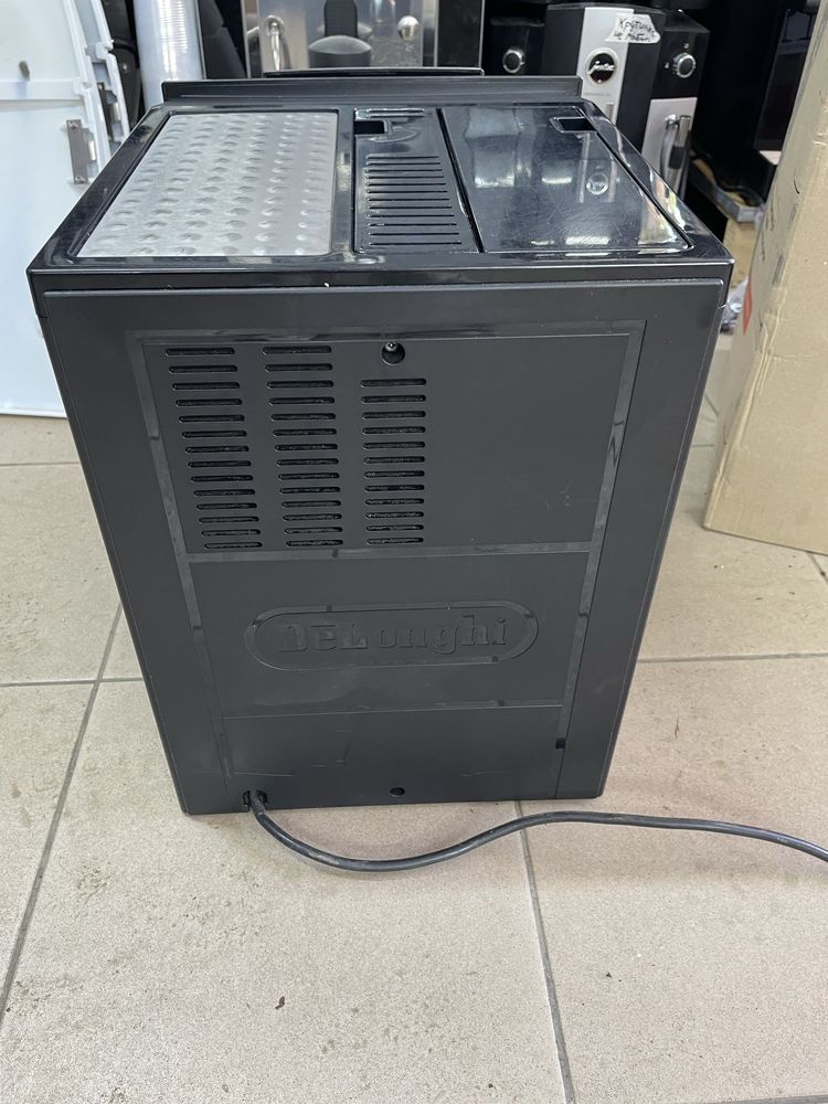 Кавомашина Delonghi Cappucino Esam 5500