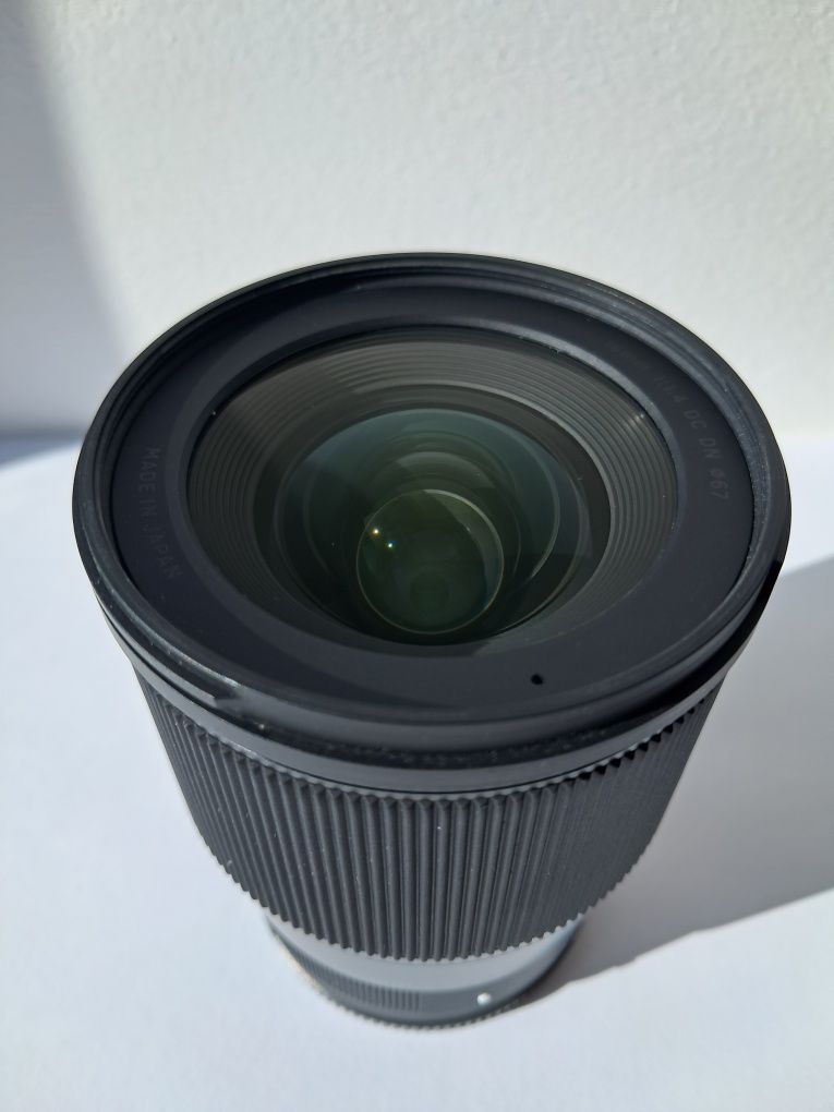 Sigma F1.4  16mm