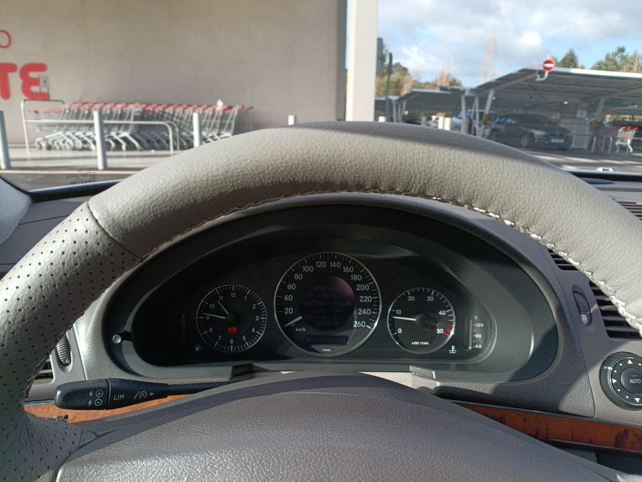 Mercedes-Benz E 220 CDI Elegance auto 265 mil km