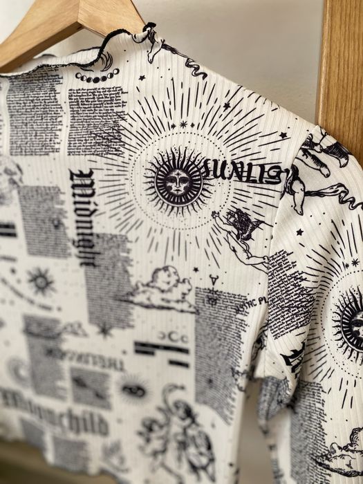 Cropped estampado manga longa