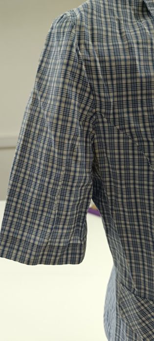 Camisa azul e branca tamanho M. Usado