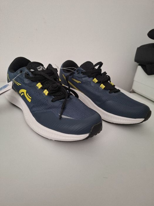 Кросівки crivit.