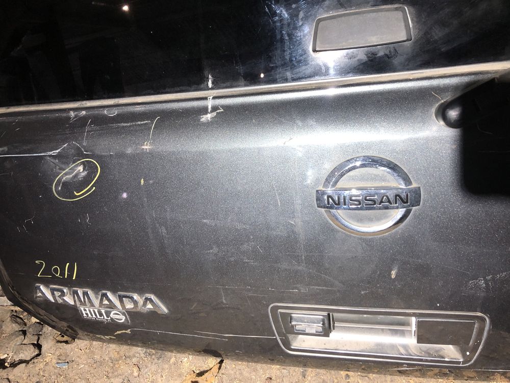 Задняя крышка и двери Nissan Armada 2003-12 г