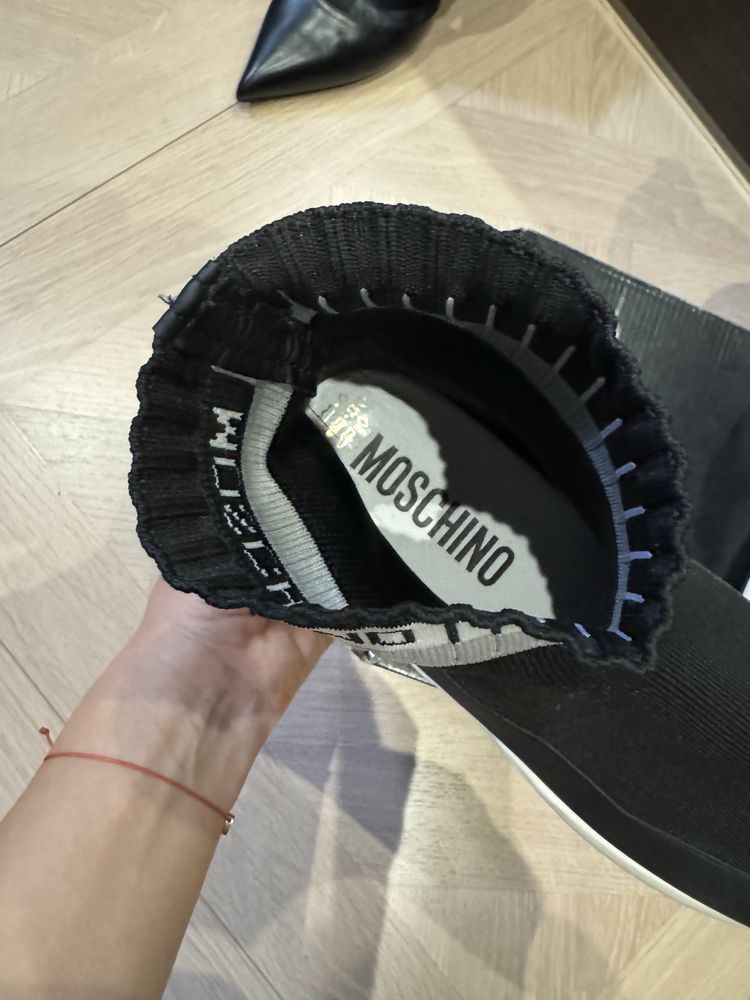 Moschino 42 р новые