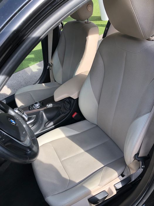 Interior BMW em ótimo estados