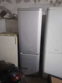 Холодильник б/у аристон