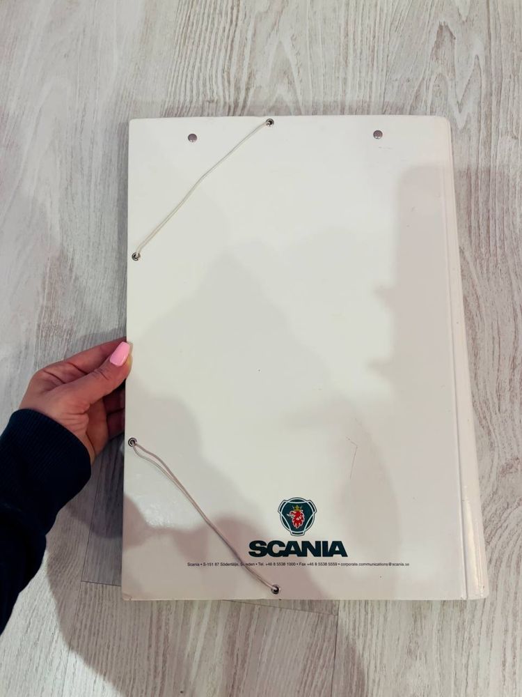 Папка для документов Scania