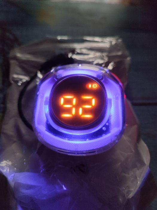 słuchawki bezprzewodowe różowe święcące