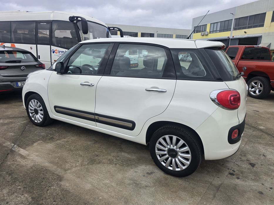 Fiat  500L 1.3 Multijet De 2013  Precisa de Motor Novo