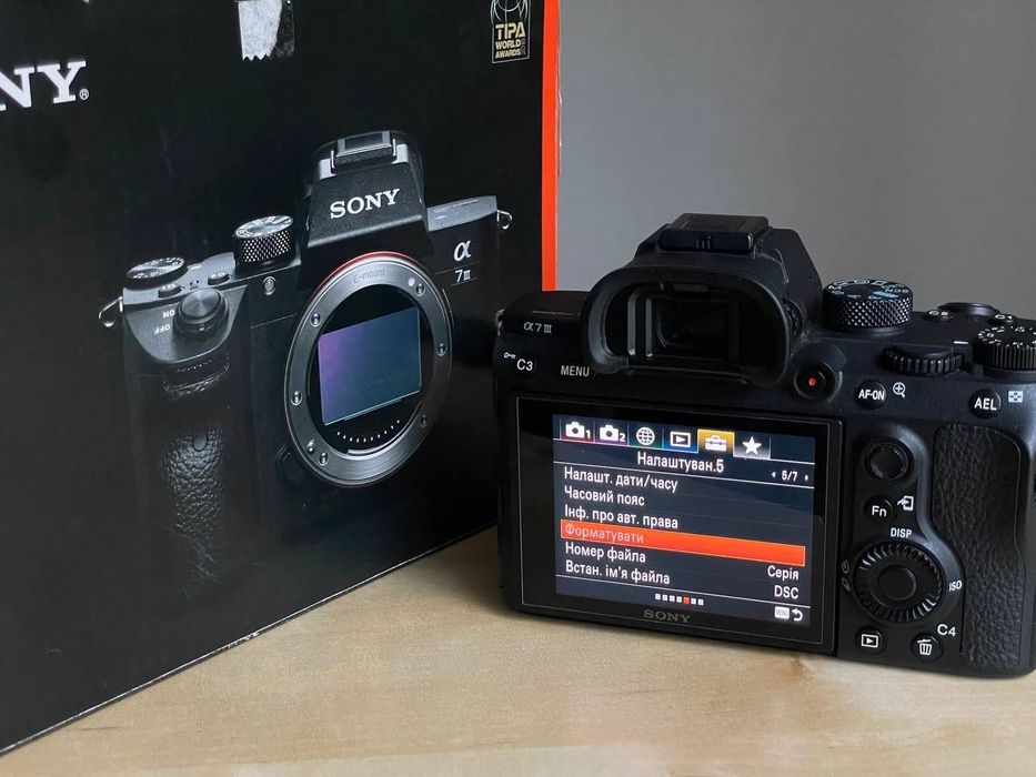 Бездзеркальний фотоапарат Sony Alpha A7 III body
