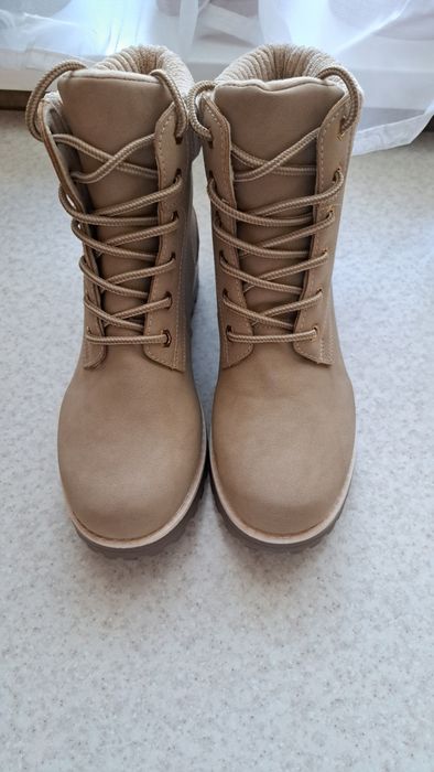 Черевики  жіночі Wild Natural.