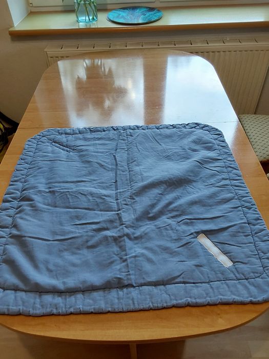 Rożek niemowlęcy/kocyk 75x75 w bardzo dobrym stanie