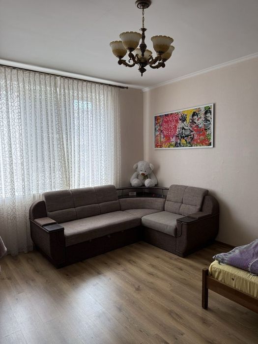 Сдам светлую 1 ком. кв. в шикарном р-не, ул. Говорова/Парк Победы