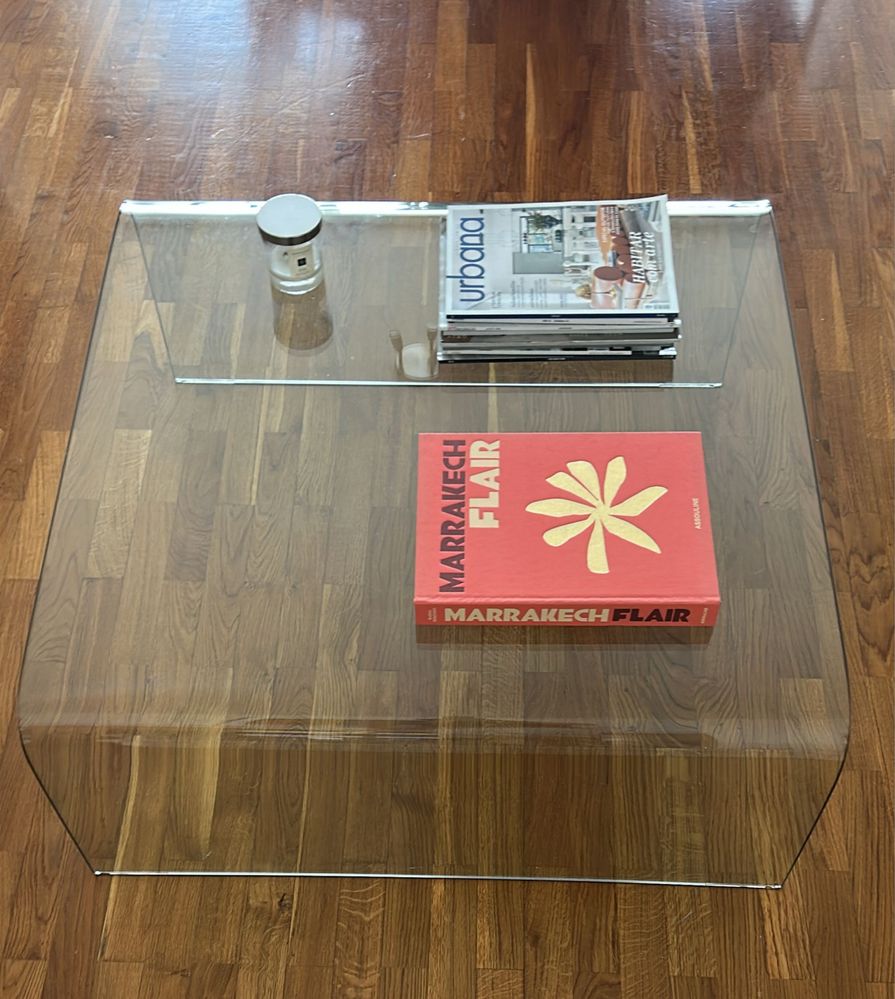 Mesa de vidro maciço AreaStore
