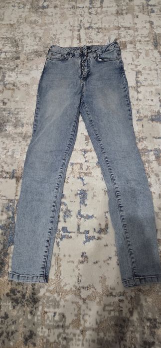 Безкоштовно джинси штани