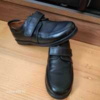 Шкіряні класичні туфлі бренду Каприз для хлопчика 33 розмір
