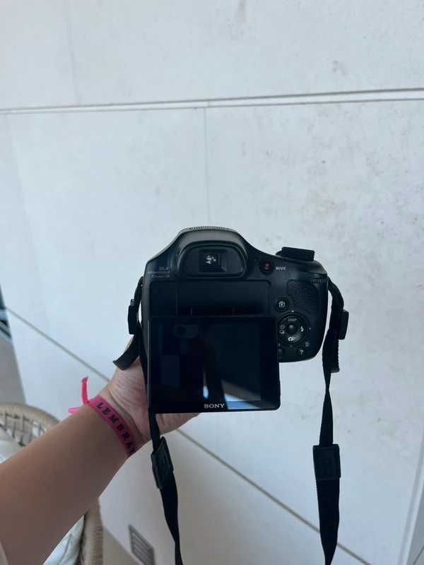 Máquina fotográfica Sony Cyber-shot DSC-HX300